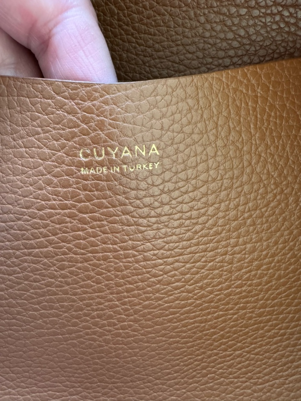 Cuyana Zipper Tote - Picture 4 of 11